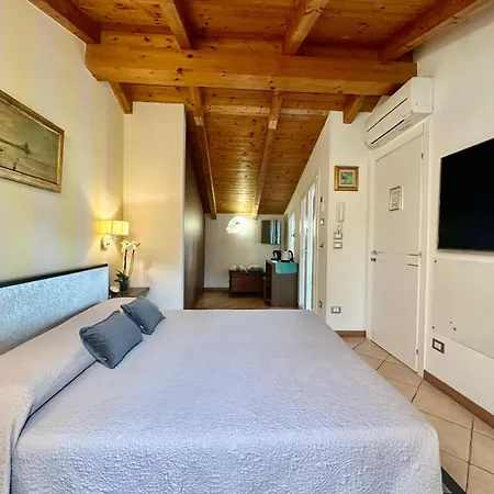 La Bouganville 2 아르마 디 타지아