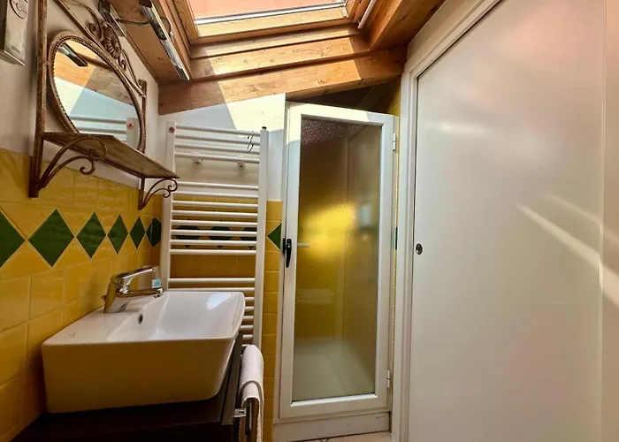 Konukevi La Bouganville 2 Arma di Taggia